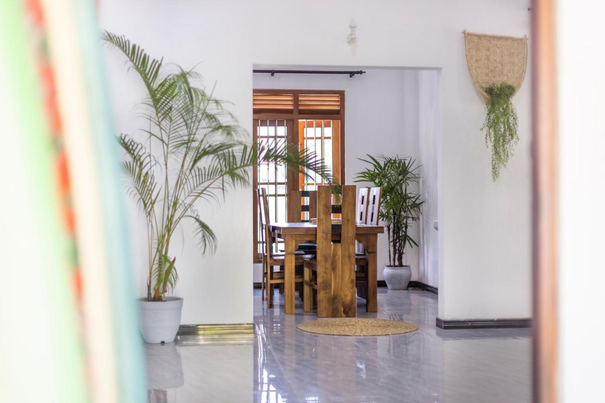 Отель Makai Surf House Ахангама Экстерьер фото